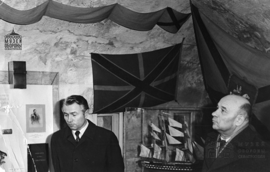 e1KiLxy1cQA.jpg e1KiLxy1cQA.jpg