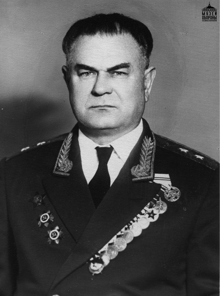 1624392900_16-phonoteka_org-p-chisto-belie-oboi-krasivo-16 (5).jpg