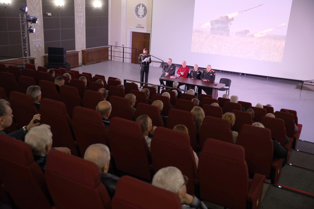 NtixFEdFdYw.jpg NtixFEdFdYw.jpg