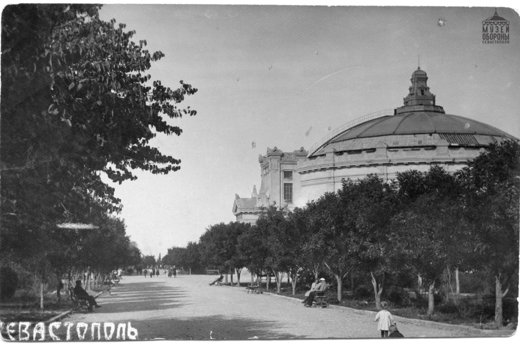 F-oYLf3-EyE.jpg F-oYLf3-EyE.jpg