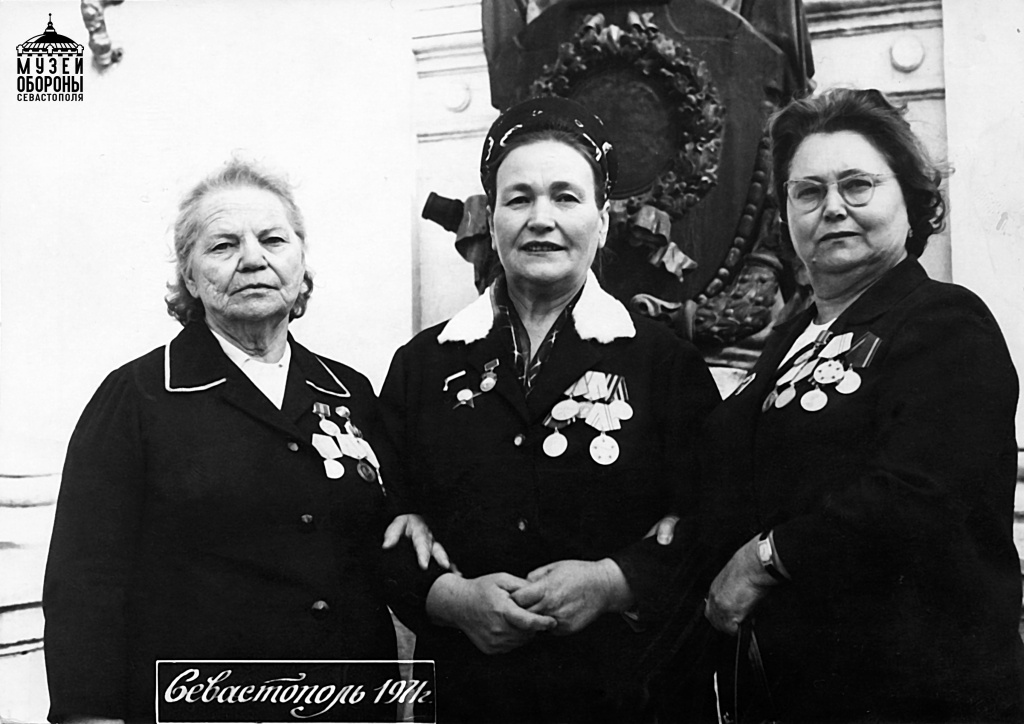 4. Ветераны подполья, 1971 г..jpg