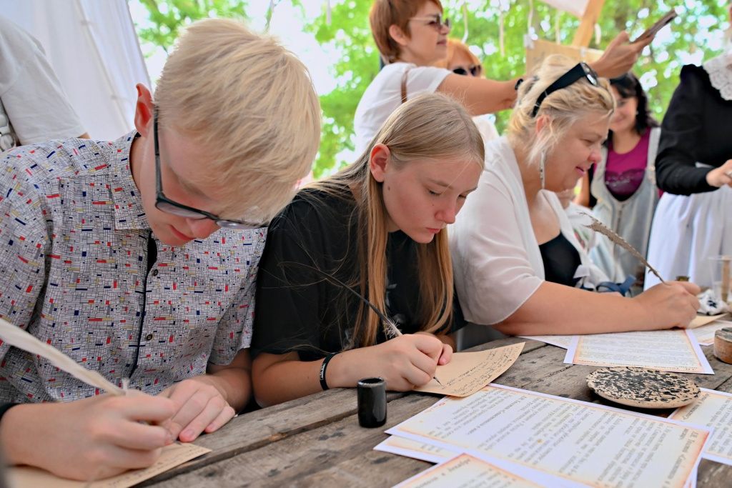 WhatsApp Image 2022-09-04 at 11.28.32.jpeg